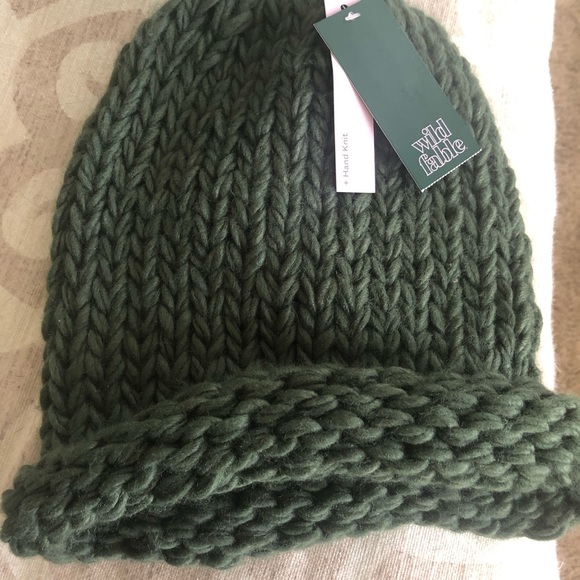 army knit hat
